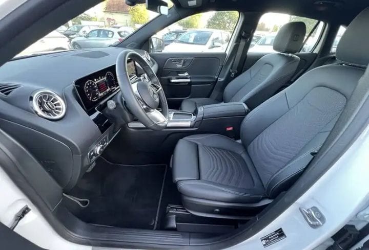 MERCEDES CLASSE GLA 250 E 1.3i - 16v Turbo Hybrid – Image 9