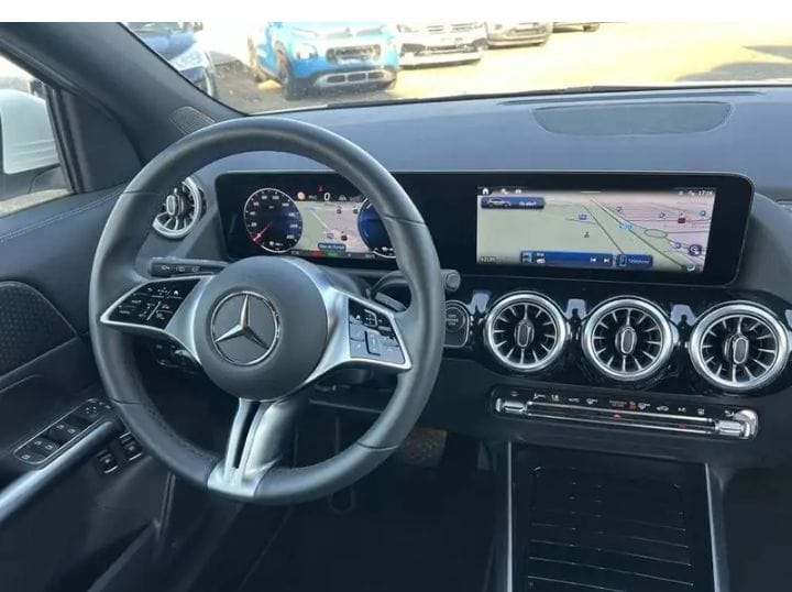 MERCEDES CLASSE GLA 250 E 1.3i - 16v Turbo Hybrid – Image 10