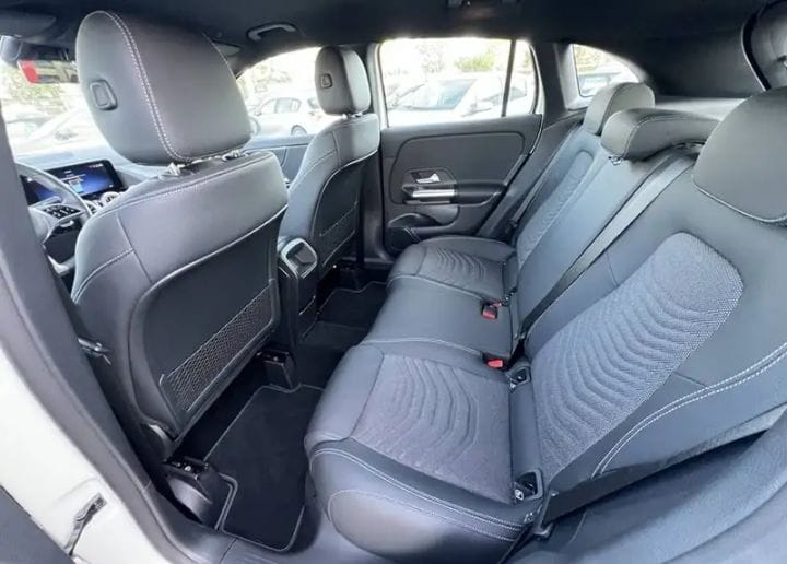 MERCEDES CLASSE GLA 250 E 1.3i - 16v Turbo Hybrid – Image 12