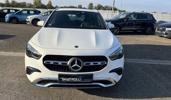 MERCEDES CLASSE GLA 250 E 1.3i - 16v Turbo Hybrid – Image 2