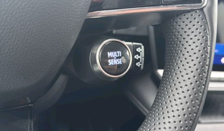 RENAULT MEGANE ETECH 220 CH AUTONOMIE CONFORT GSR2 – Image 22