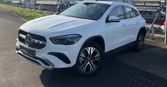 MERCEDES CLASSE GLA 250 E 1.3i - 16v Turbo Hybrid – Image 4