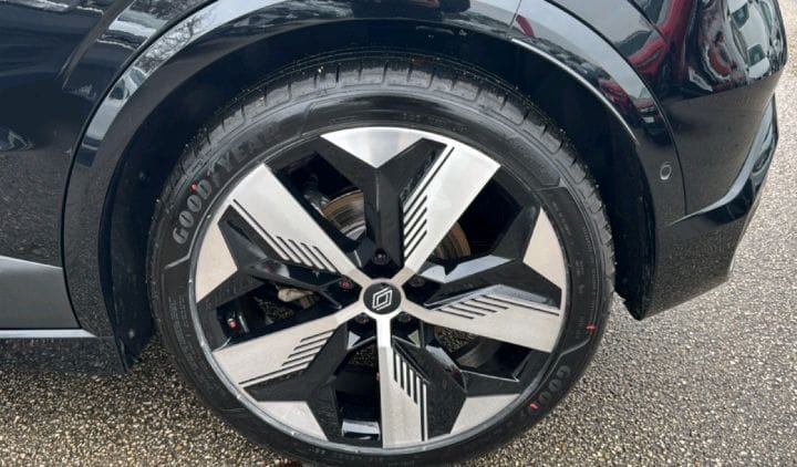 RENAULT MEGANE ETECH 220 CH AUTONOMIE CONFORT GSR2 – Image 45