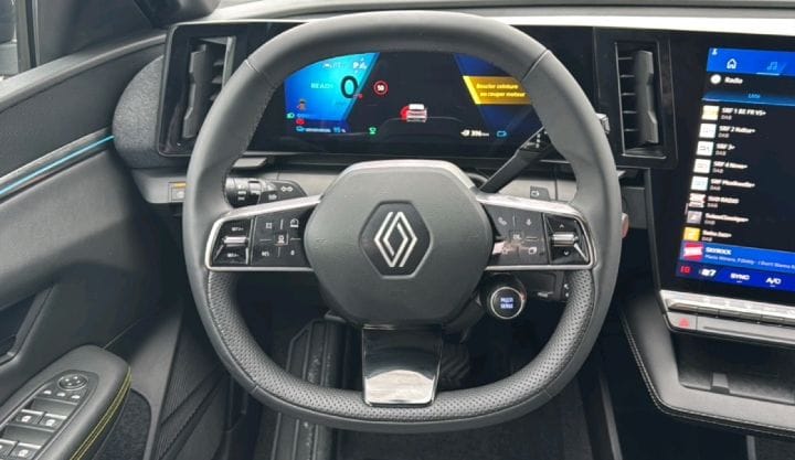 RENAULT MEGANE ETECH 220 CH AUTONOMIE CONFORT GSR2 – Image 5