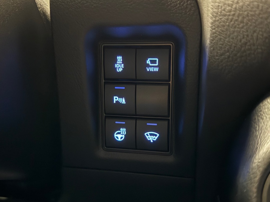 Land Rover Défenseur P400e AWD HSE – Image 7