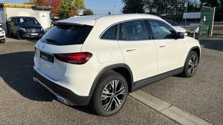 MERCEDES CLASSE GLA 250 E 1.3i - 16v Turbo Hybrid – Image 7