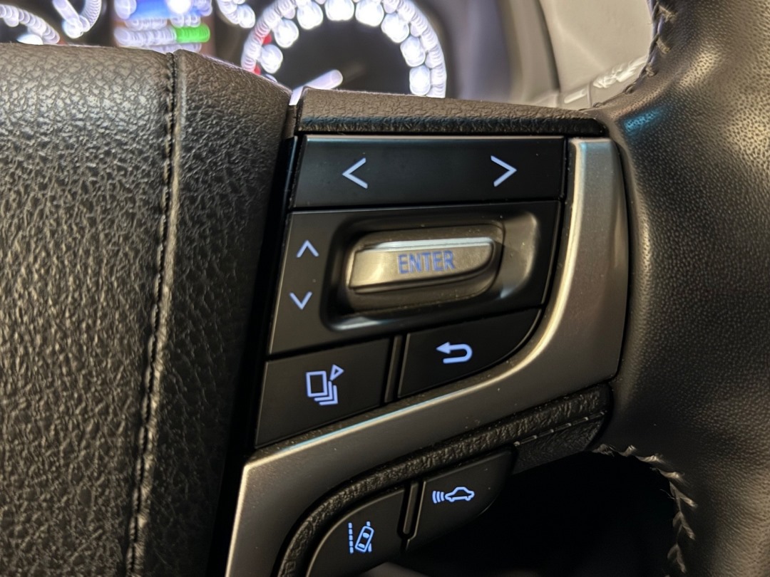 Land Rover Défenseur P400e AWD HSE – Image 8