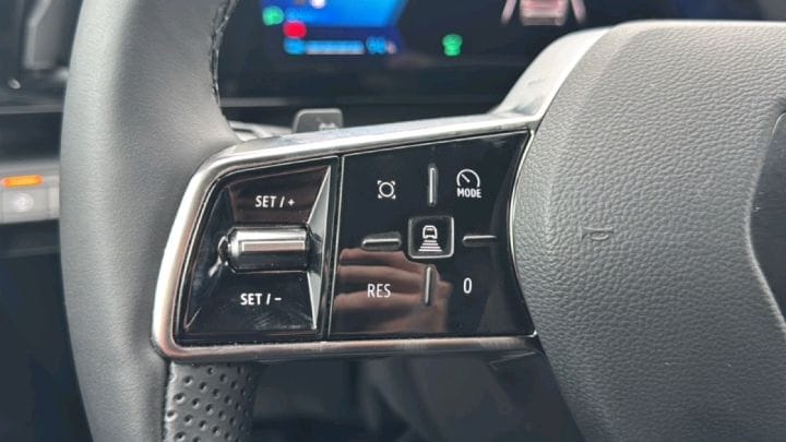 RENAULT MEGANE ETECH 220 CH AUTONOMIE CONFORT GSR2 – Image 9