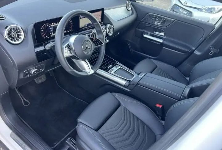 MERCEDES CLASSE GLA 250 E 1.3i - 16v Turbo Hybrid – Image 8