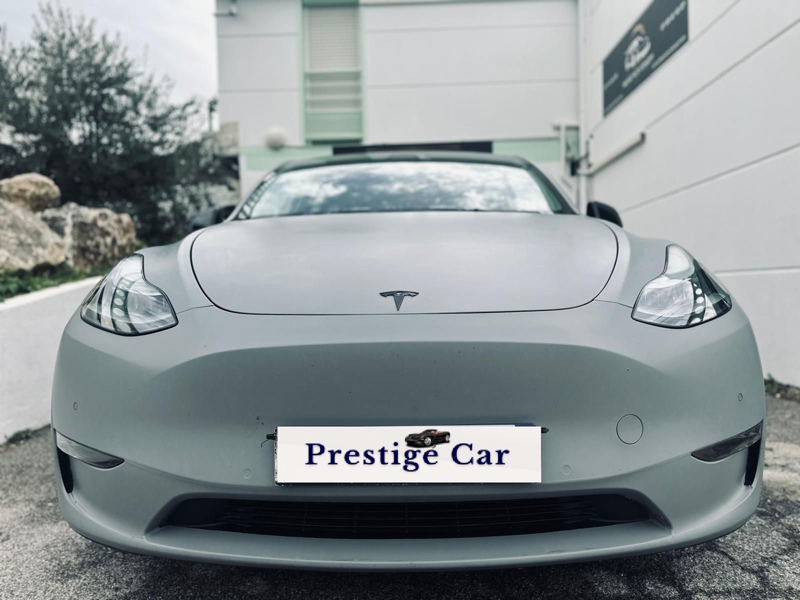 Tesla Model Y EV AWD – Image 4