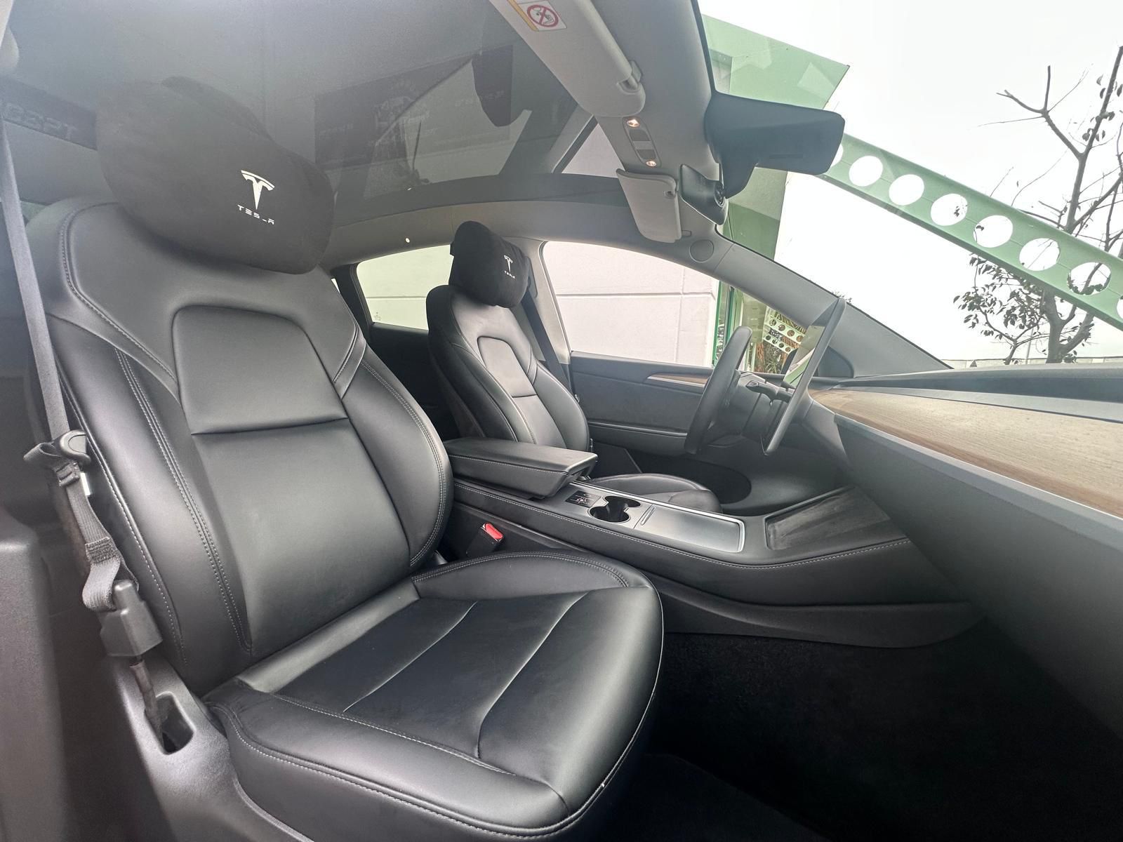 Tesla Model Y EV AWD – Image 7